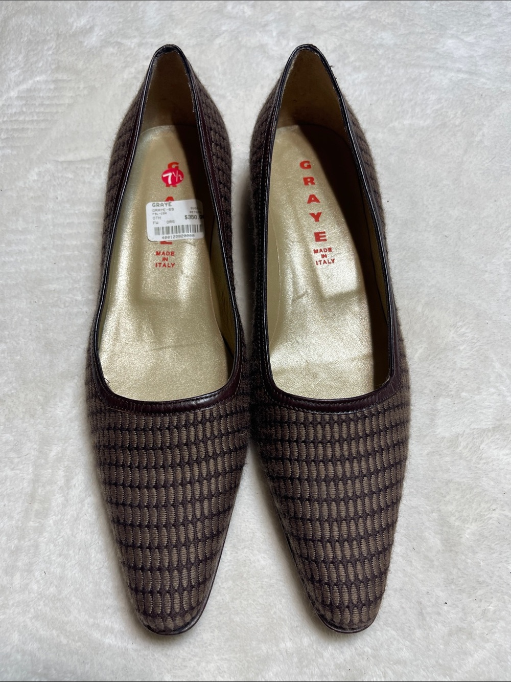 Graye Brown Textured Pointed-Toe Flats  Size 38